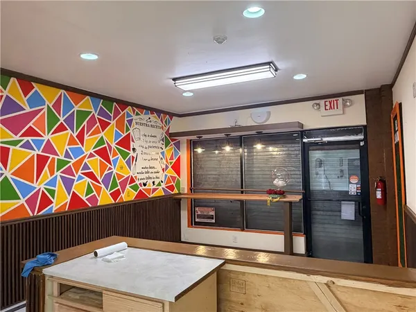 $1,600 | 962 Atwells Avenue, Unit B, Providence, RI 02909