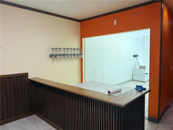 $1,600 | 962 Atwells Avenue, Unit B, Providence, RI 02909