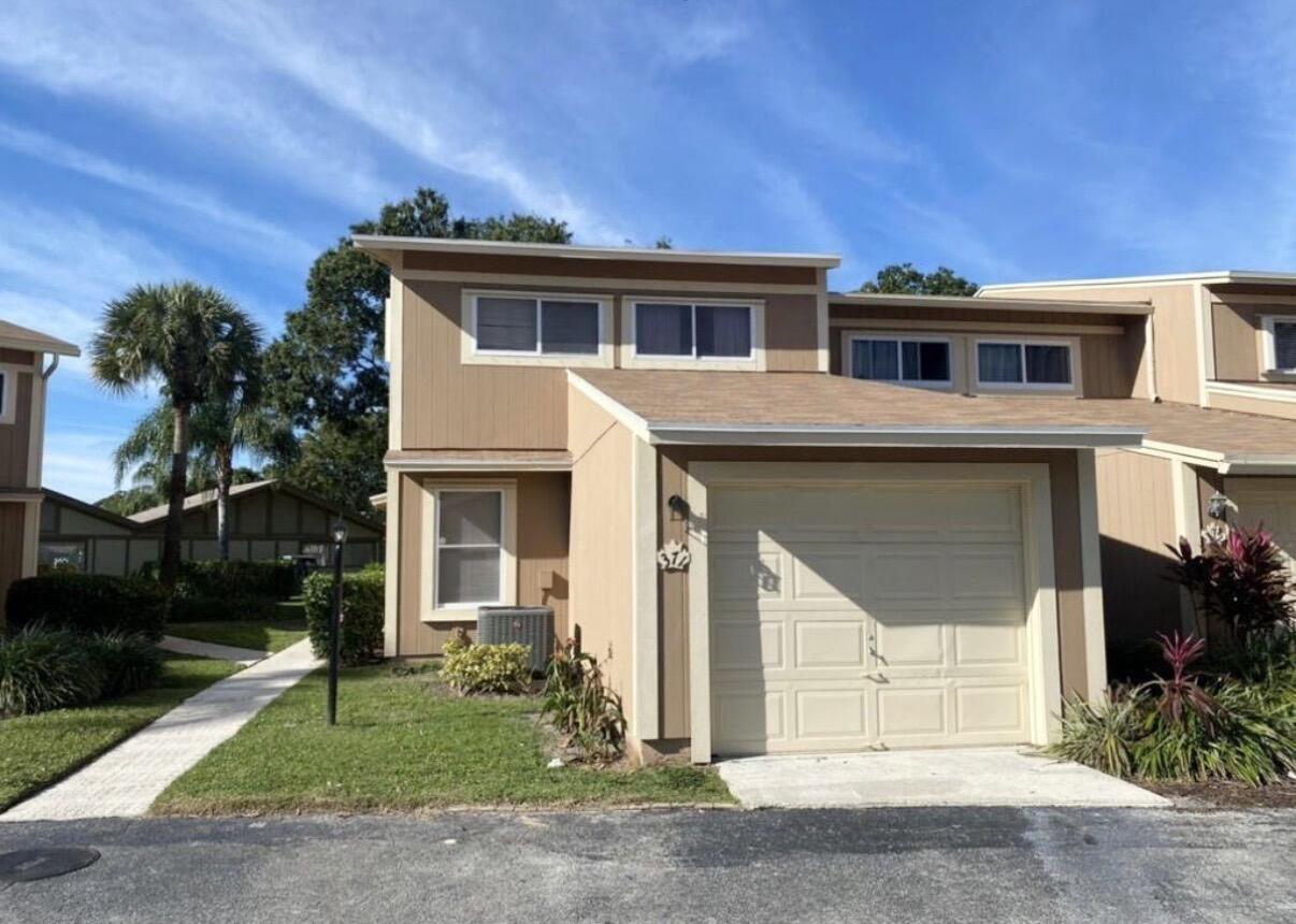 371 Maplecrest Circle Jupiter, FL 33458 - Photo 16 of 16 IMG_0833