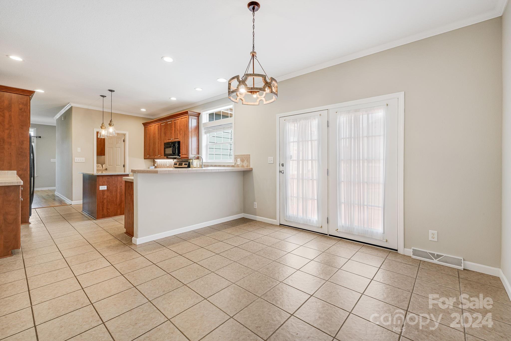 438 Oak Grove Road Flat Rock, NC 28731 - Photo 15 of 35 Gallery Image 15