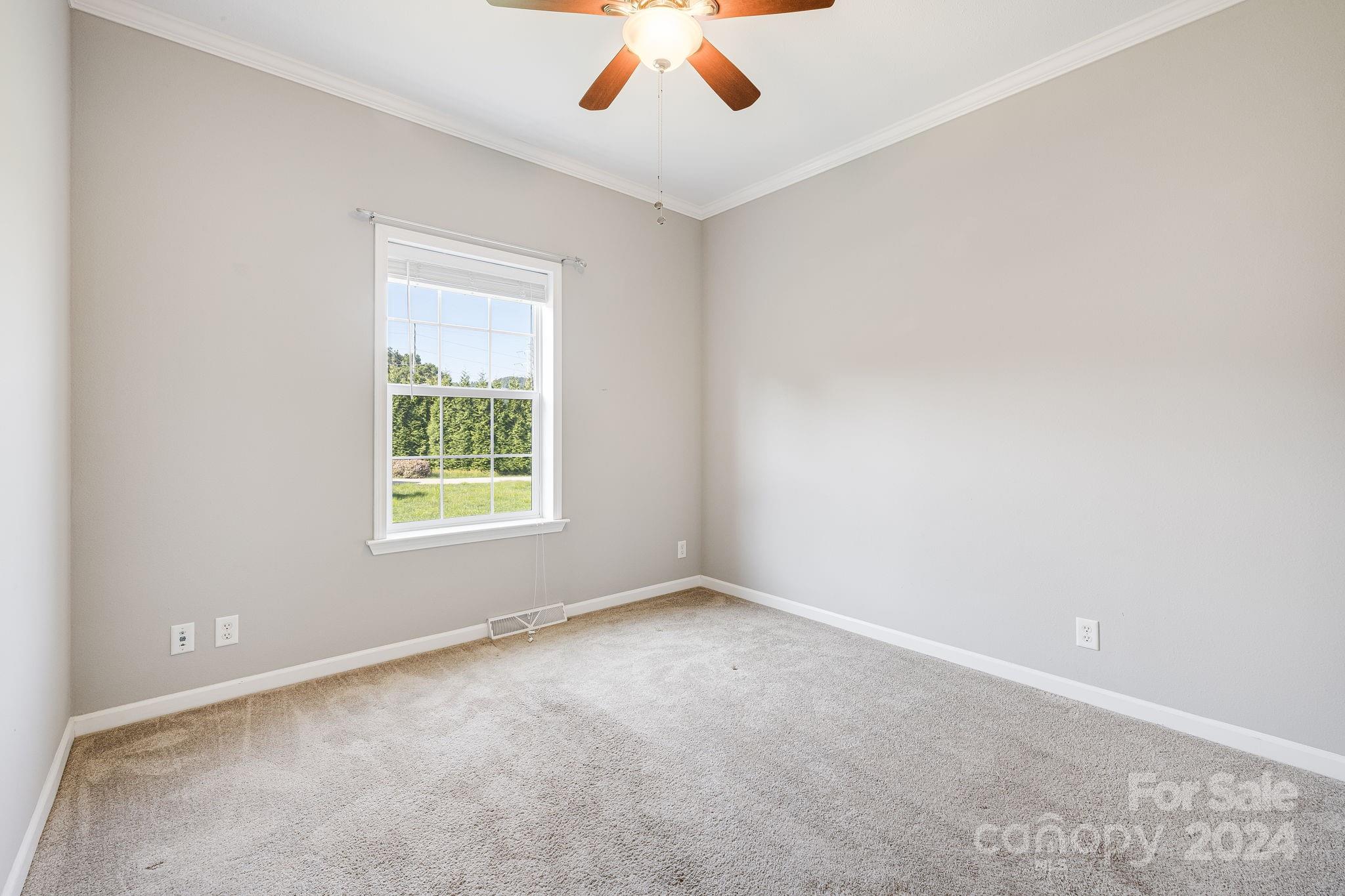 438 Oak Grove Road Flat Rock, NC 28731 - Photo 23 of 35 Gallery Image 23