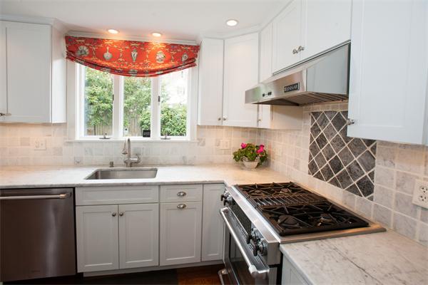 147 Glen Road Wellesley, MA 02481 - Photo 8 of 19 Gallery Image 8