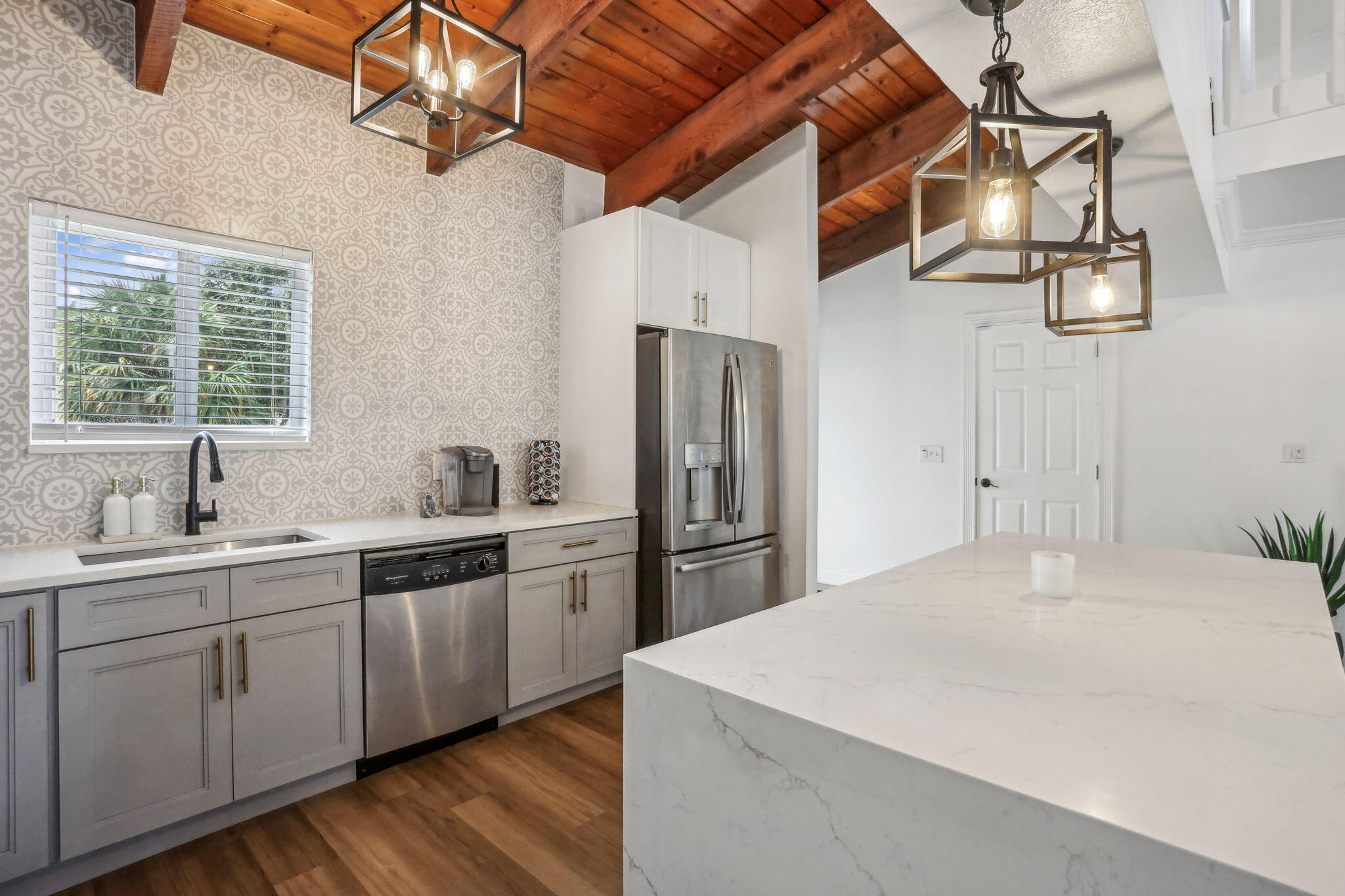 2541 Southridge Road Delray Beach, FL 33444 - Photo 22 of 62 8-web-or-mls-0E2A4945