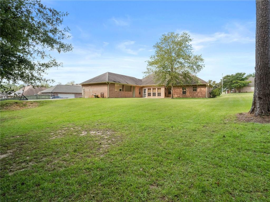 3001 Legacy Loop Pineville, LA 71360 - Photo 8 of 29