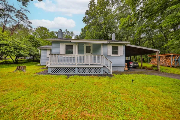 $189,900 | 5599 Minks Pond Road, Bushkill, PA 18324