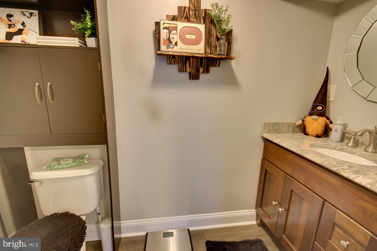 489 Maple Street Warminster, PA 18974 - Photo 12 of 22