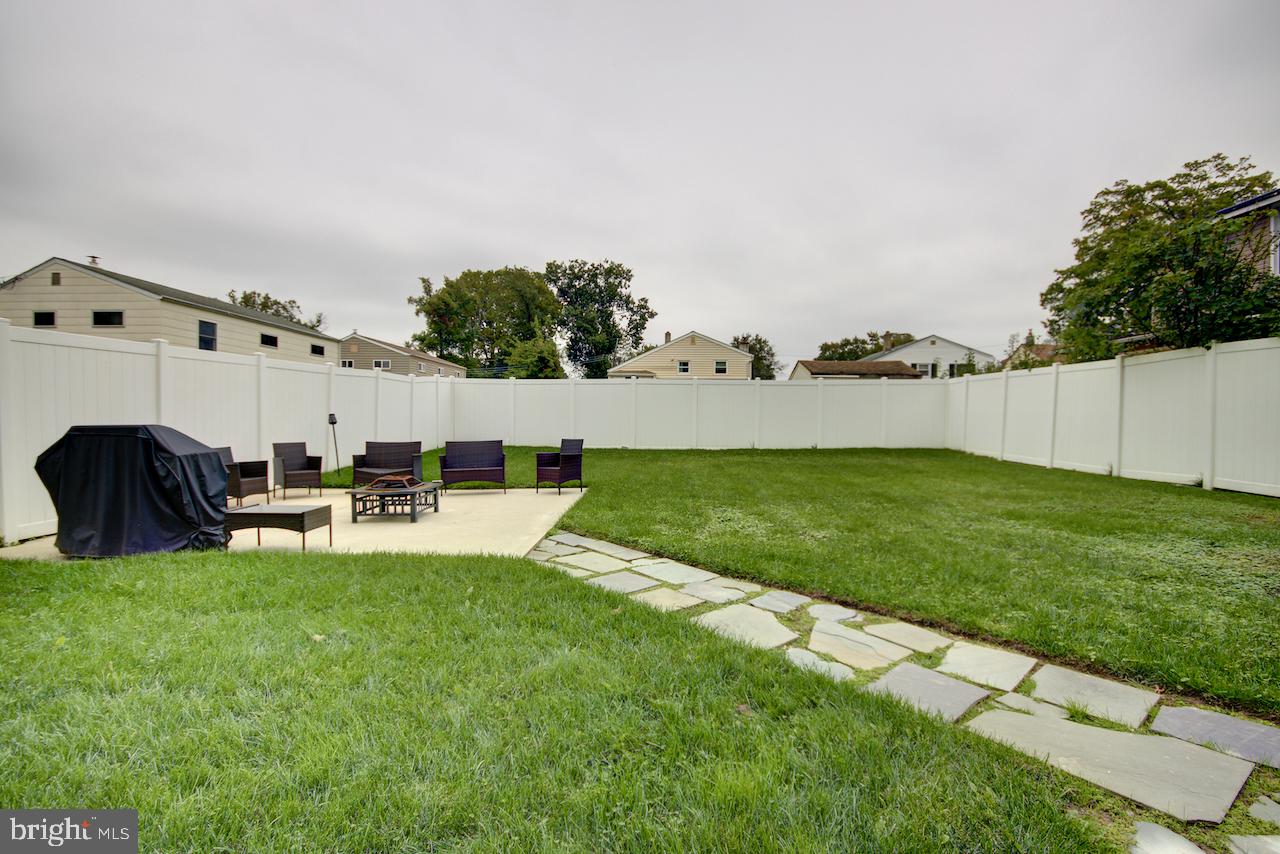 489 Maple Street Warminster, PA 18974 - Photo 21 of 22