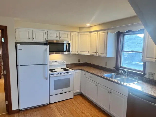 $995,000 | 19 William Street, Portland, ME 04103