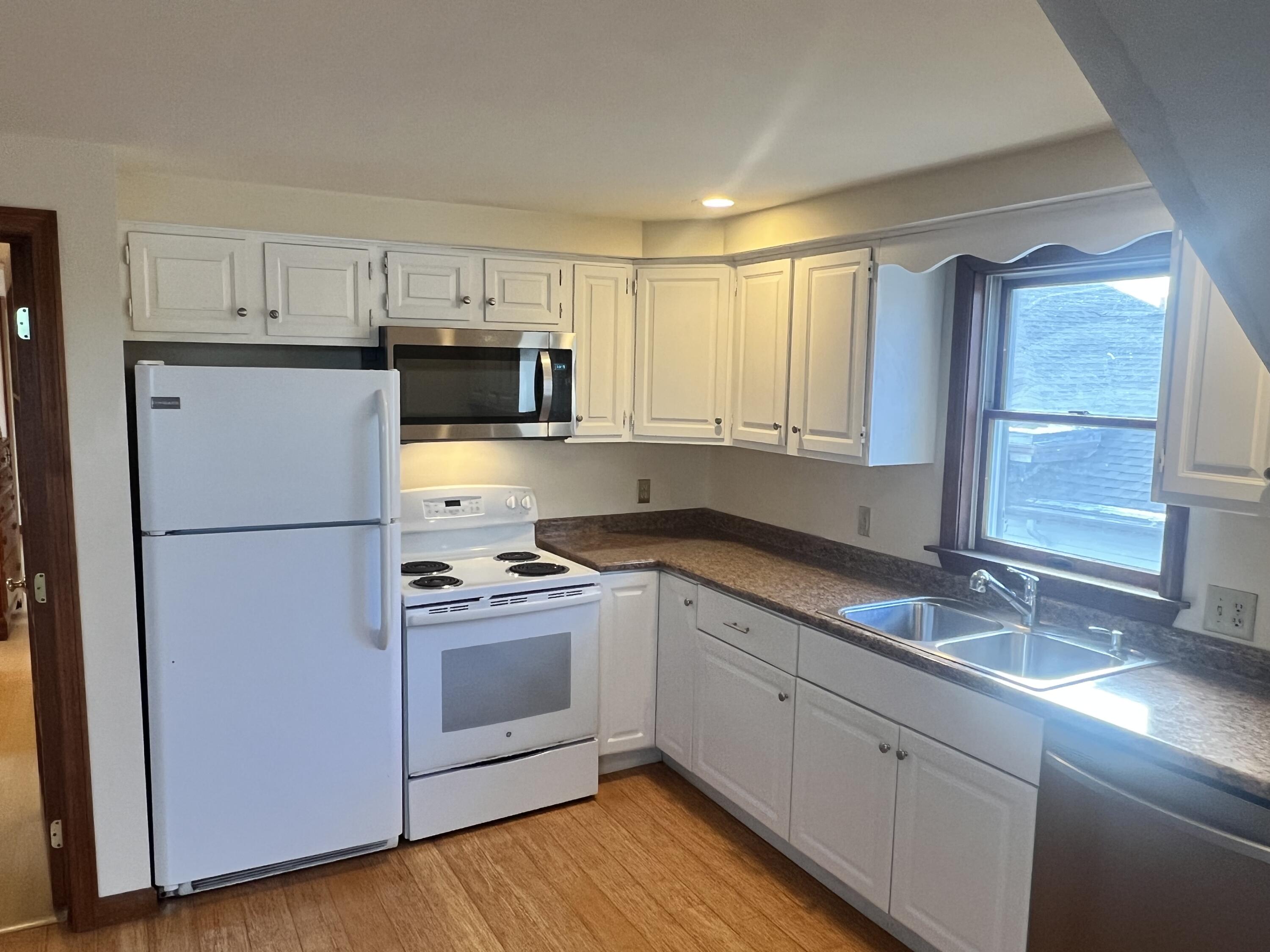 19 William Street Portland, ME 04103 - Photo 20 of 46 3rd fl