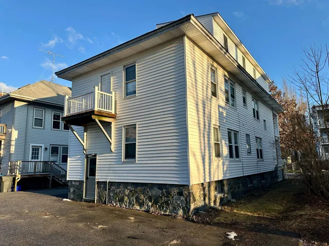 $995,000 | 19 William Street, Portland, ME 04103