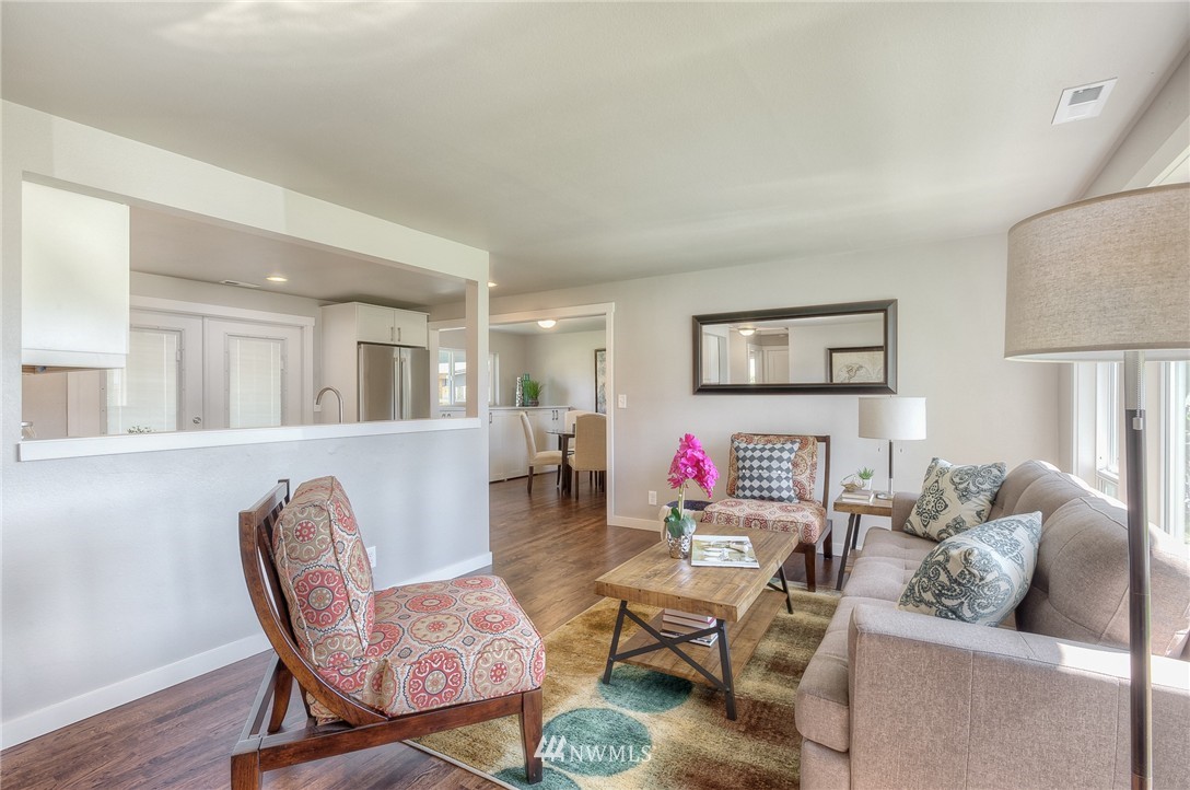 3422 Northeast 6th Street Renton, WA 98056 - Photo 2 of 9