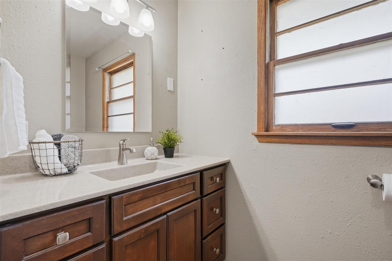 410 Elm Street Riverside, IA 52327 - Photo 13 of 25 Gallery Image 13