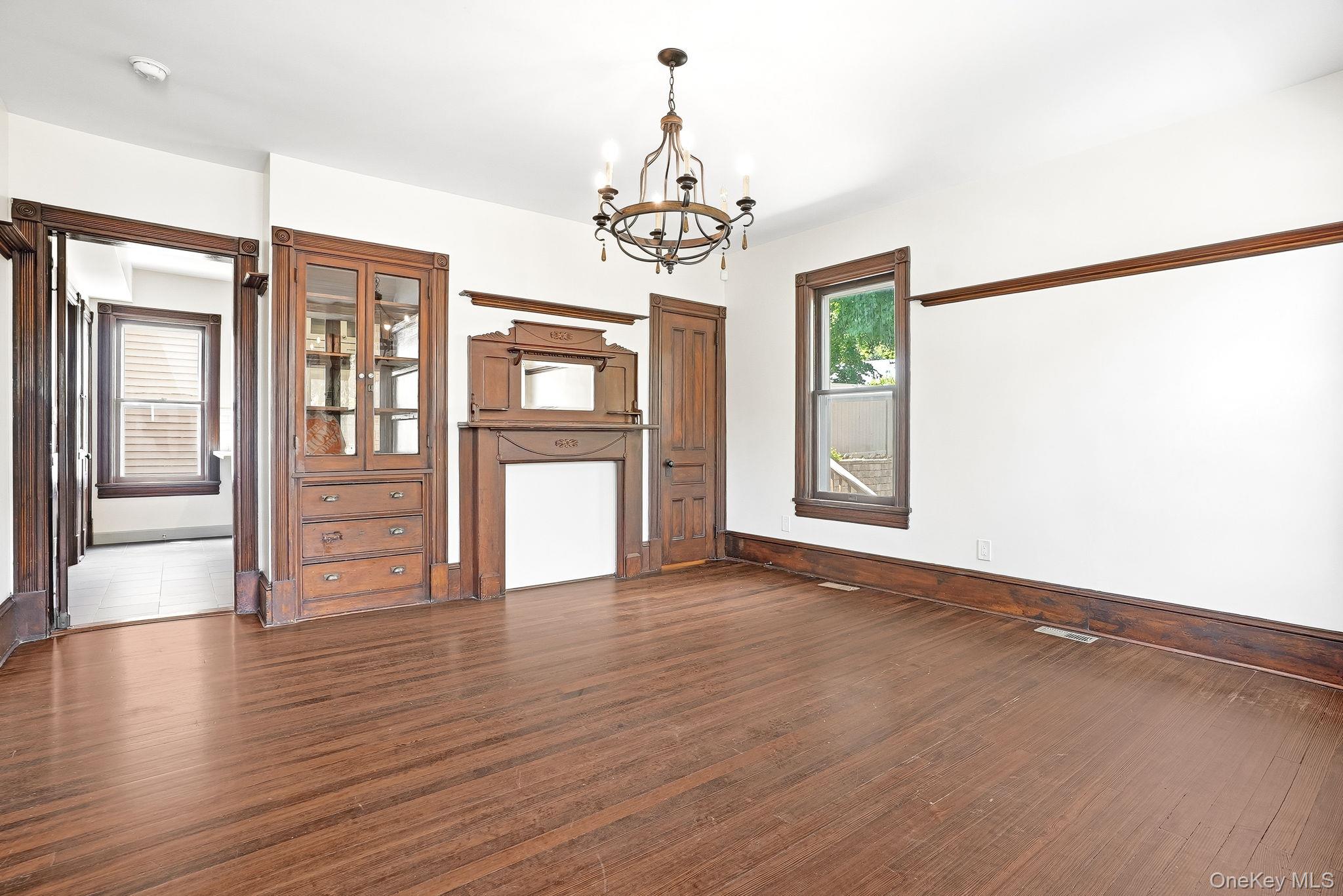 834 John Street Peekskill, NY 10566 - Photo 11 of 37