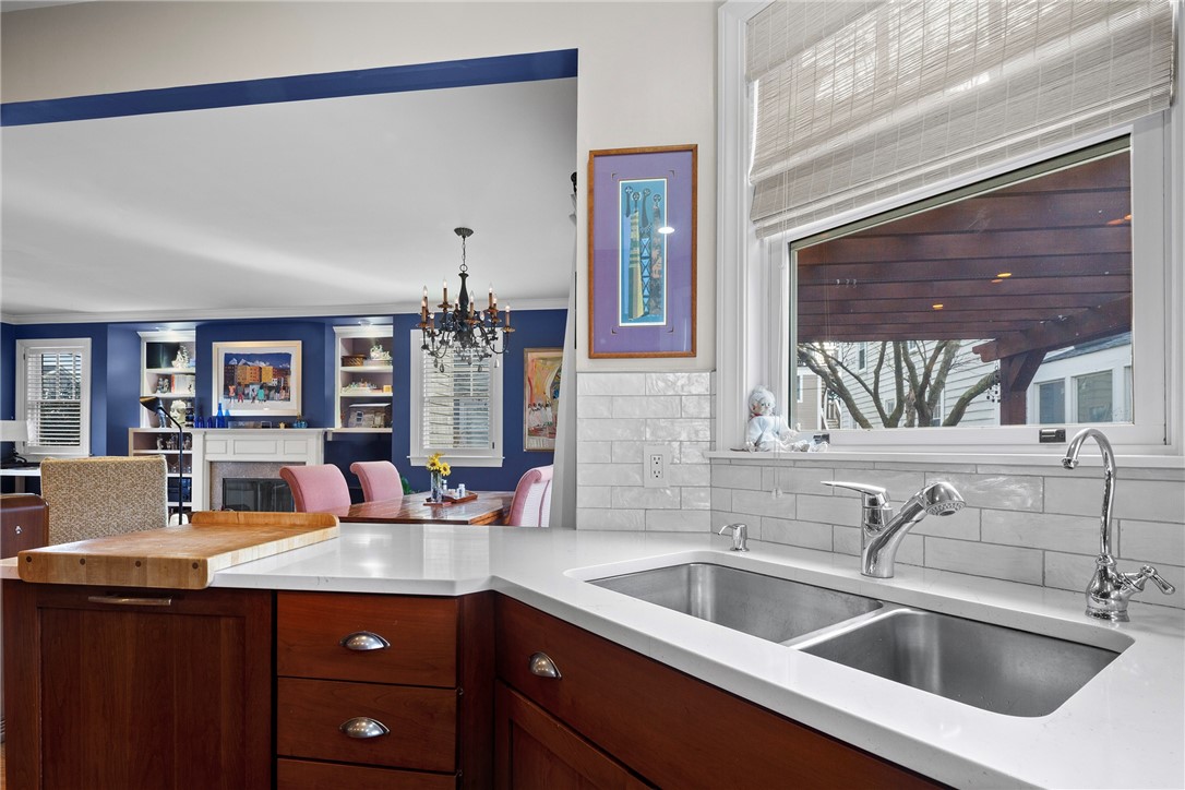 28 Pond Avenue Newport, RI 02840 - Photo 13 of 44