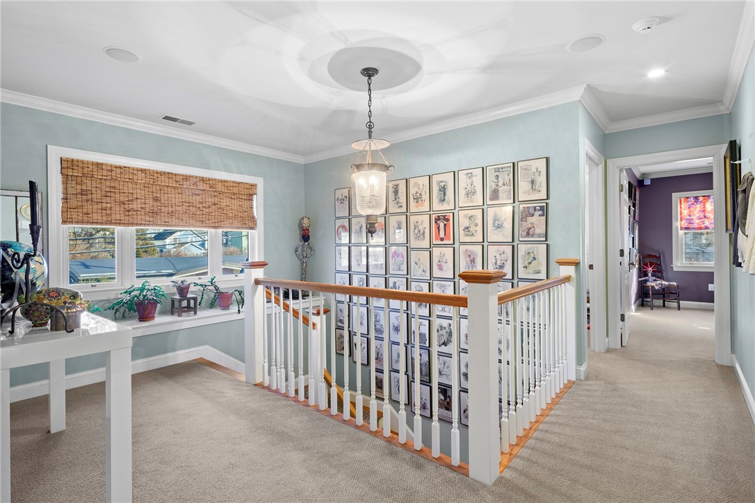 28 Pond Avenue Newport, RI 02840 - Photo 23 of 44 Second floor hall