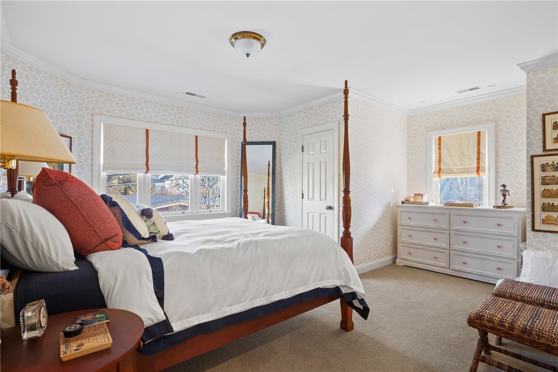 28 Pond Avenue Newport, RI 02840 - Photo 29 of 44 Guest bedroom