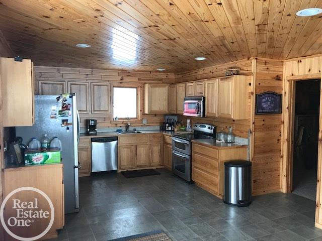 6025 Sand Road Caseville, MI 48725 - Photo 10 of 48