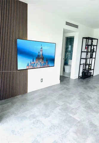 $215,000 | 4400 Hillcrest Drive, Unit 805A, Hollywood, FL 33021