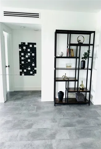 $215,000 | 4400 Hillcrest Drive, Unit 805A, Hollywood, FL 33021