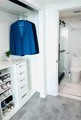 $215,000 | 4400 Hillcrest Drive, Unit 805A, Hollywood, FL 33021