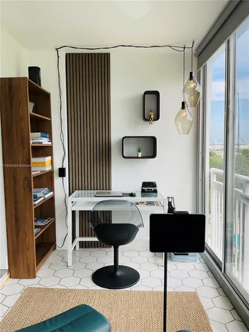 $215,000 | 4400 Hillcrest Drive, Unit 805A, Hollywood, FL 33021