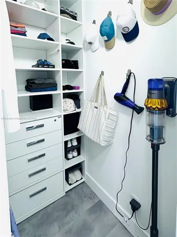 $215,000 | 4400 Hillcrest Drive, Unit 805A, Hollywood, FL 33021