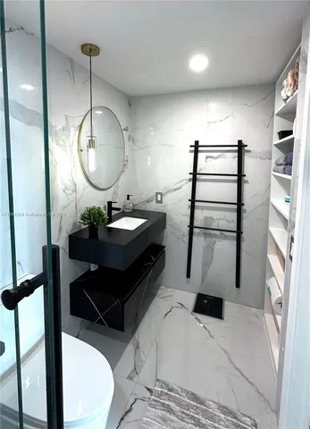 $215,000 | 4400 Hillcrest Drive, Unit 805A, Hollywood, FL 33021