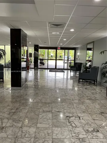 $215,000 | 4400 Hillcrest Drive, Unit 805A, Hollywood, FL 33021