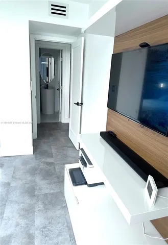 $215,000 | 4400 Hillcrest Drive, Unit 805A, Hollywood, FL 33021