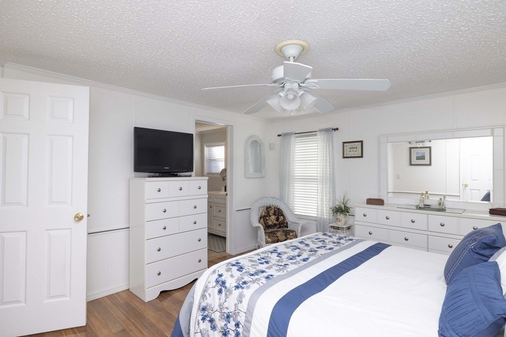 4 Amber Way Raynham, MA 02767 - Photo 17 of 41 Gallery Image 17