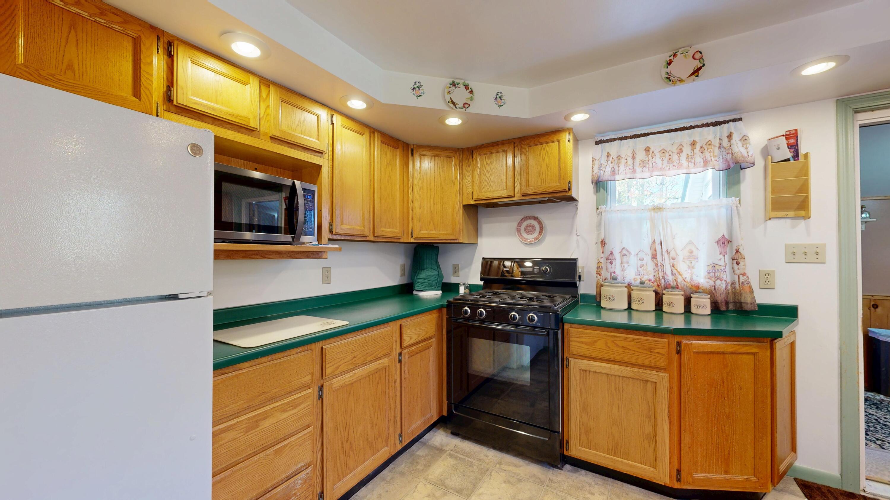 11 Oak Hill Road Litchfield, ME 04350 - Photo 6 of 39 Kitchen