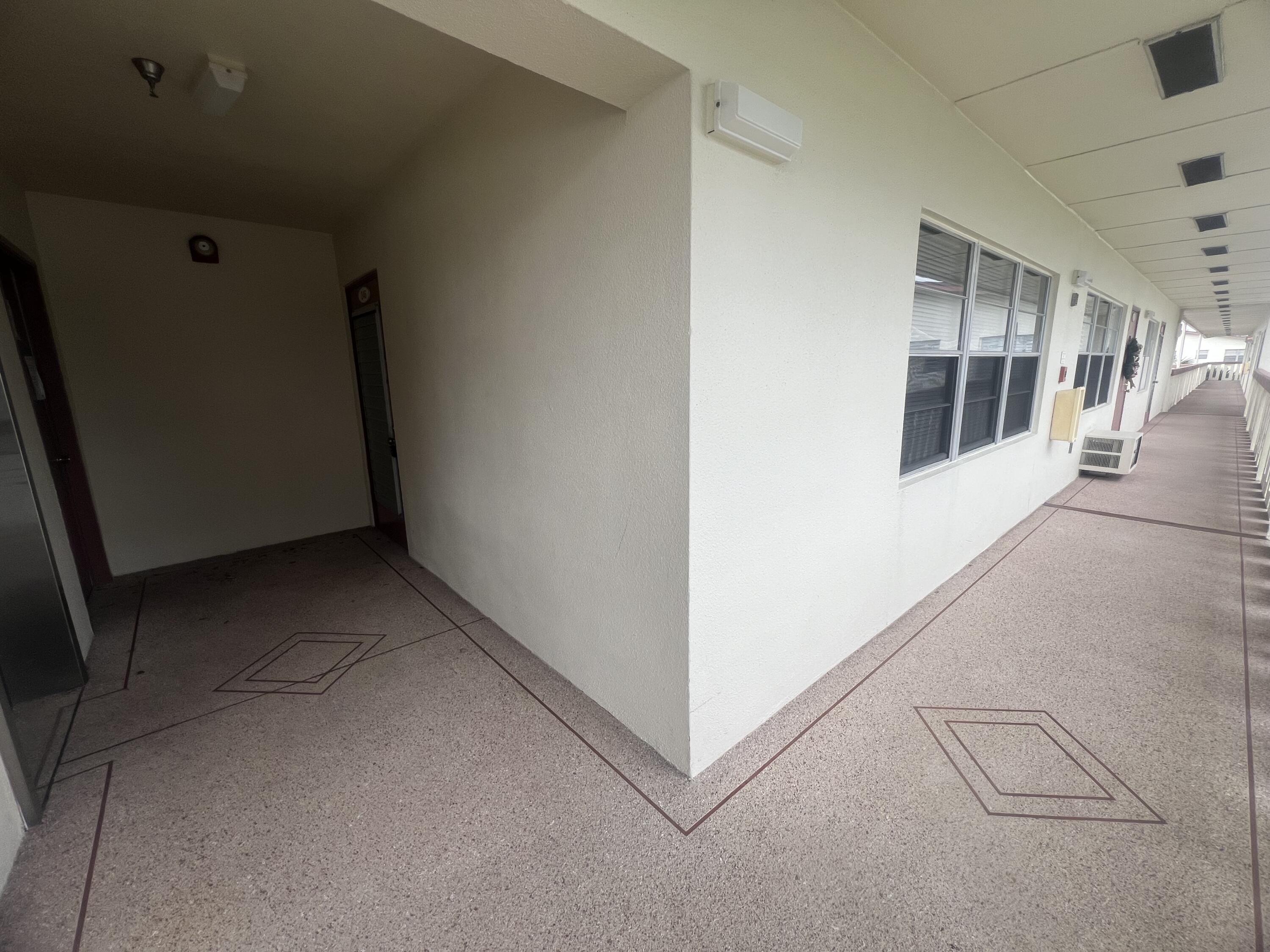 246 Preston F, Unit 246 Boca Raton, FL 33434 - Photo 8 of 10