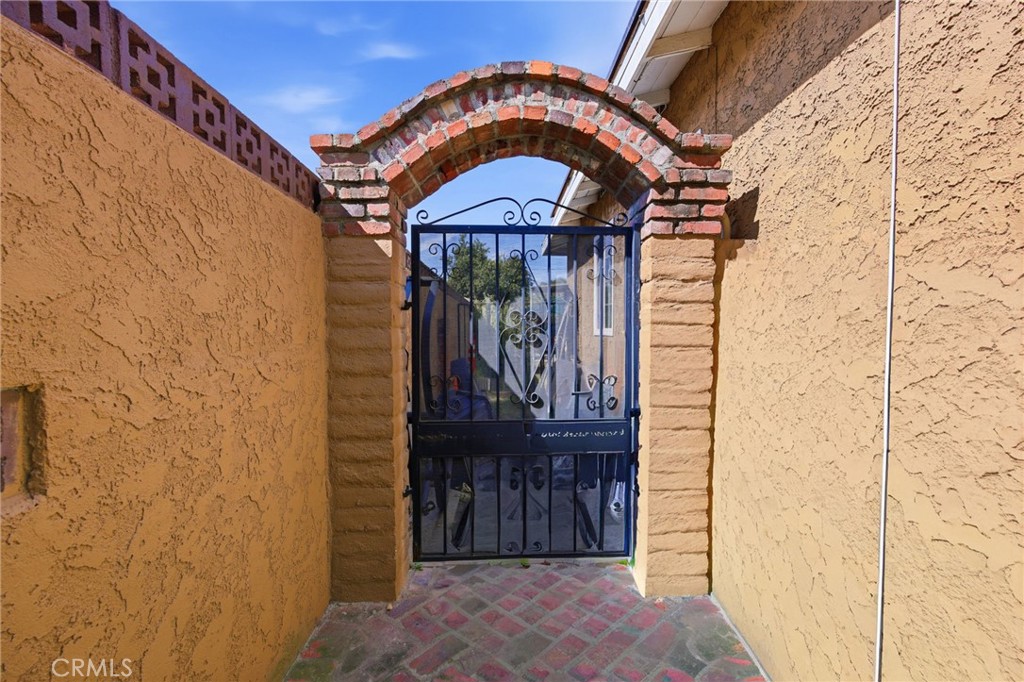 13054 Amar Road Baldwin Park, CA 91706 - Photo 15 of 52
