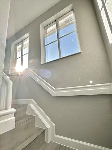 a view of entryway and stairs