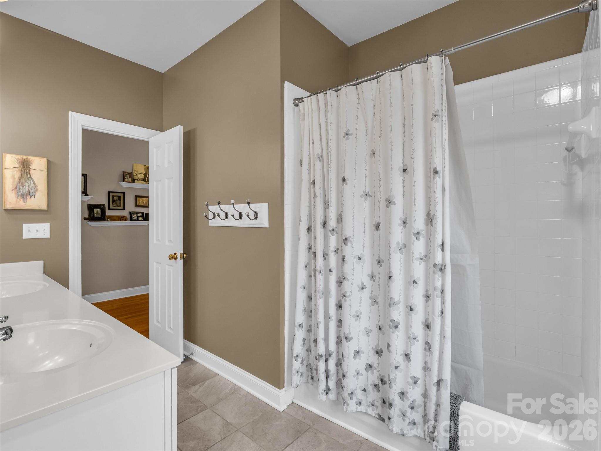 1042 Columbine Road Asheville, NC 28704 - Photo 28 of 48