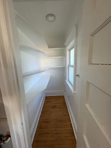 $1,150 | 1657 5th Avenue, Unit 2, Rockford, IL 61104