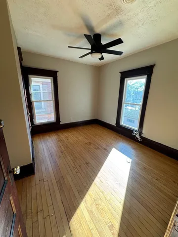 $1,150 | 1657 5th Avenue, Unit 2, Rockford, IL 61104