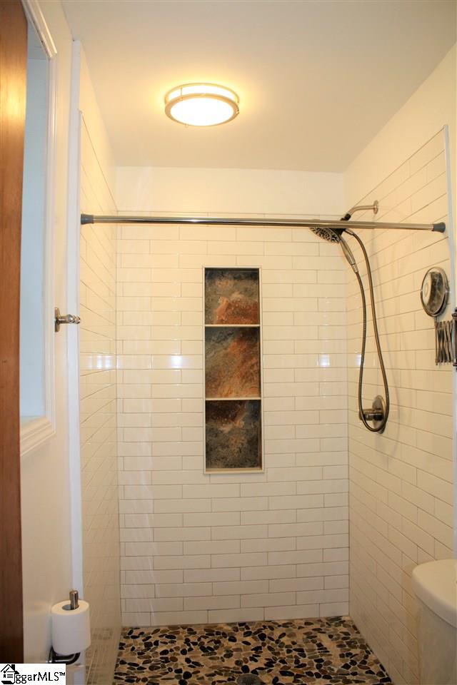 5 Nottingham Road Greenville, SC 29607 - Photo 14 of 21