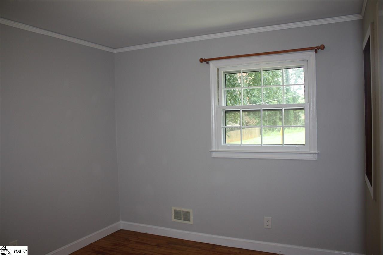 5 Nottingham Road Greenville, SC 29607 - Photo 10 of 21