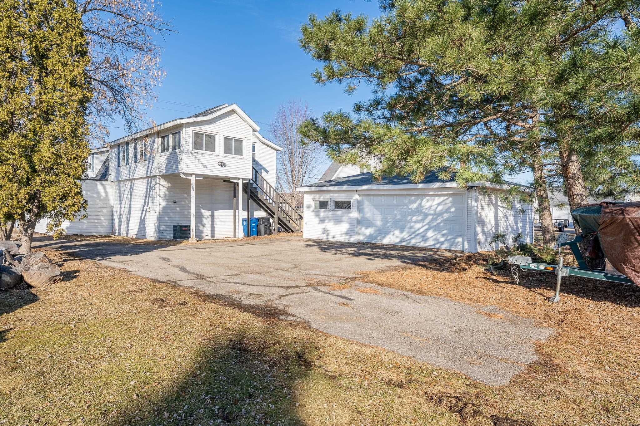 2409 Omro Road Oshkosh, WI 54904 - Photo 3 of 25