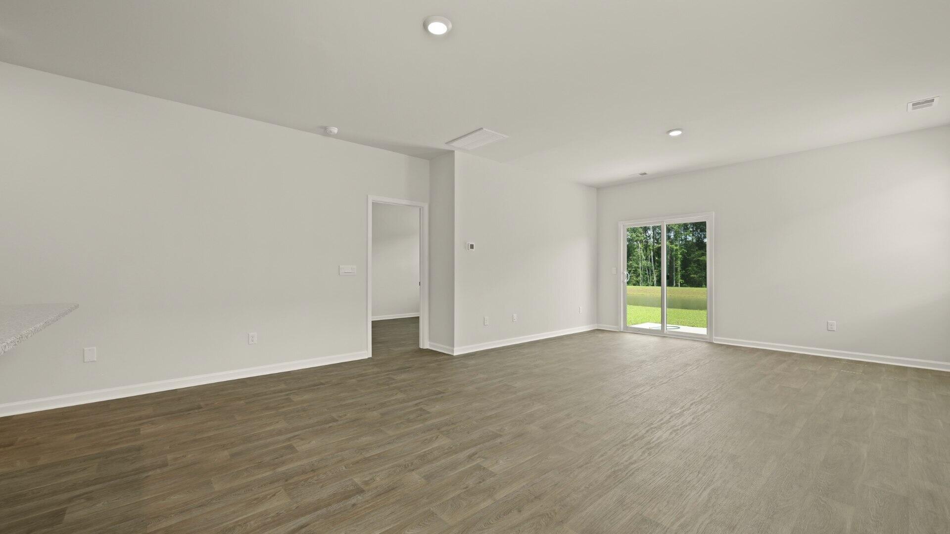 804 Long Blf Road Summerville, SC 29486 - Photo 9 of 28 288 Watersglen Drive_12