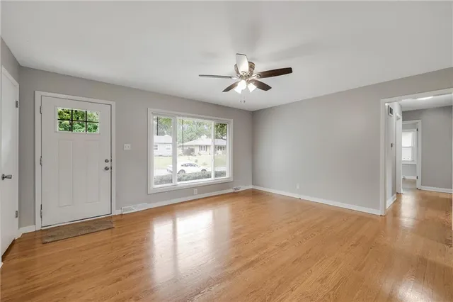 $224,900 | 4512 South Grand Avenue, Independence, MO 64055