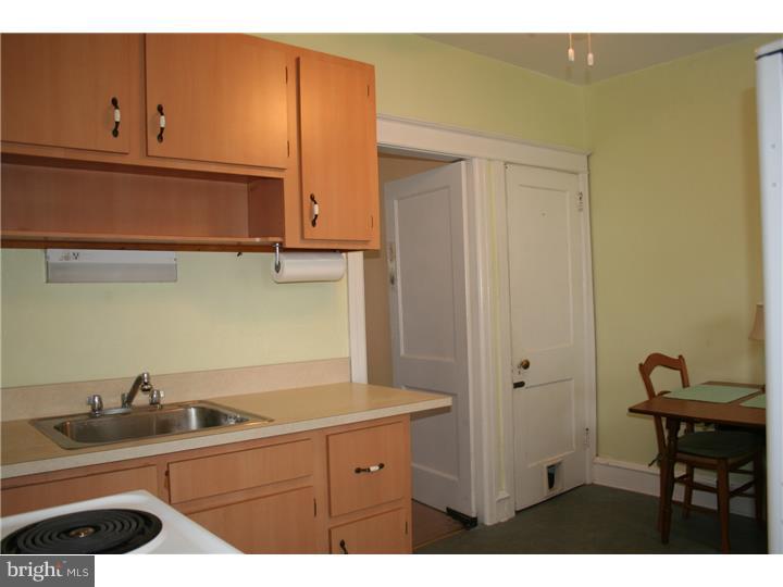 154 St Pauls Road Ardmore, PA 19003 - Photo 9 of 21 Kitchen