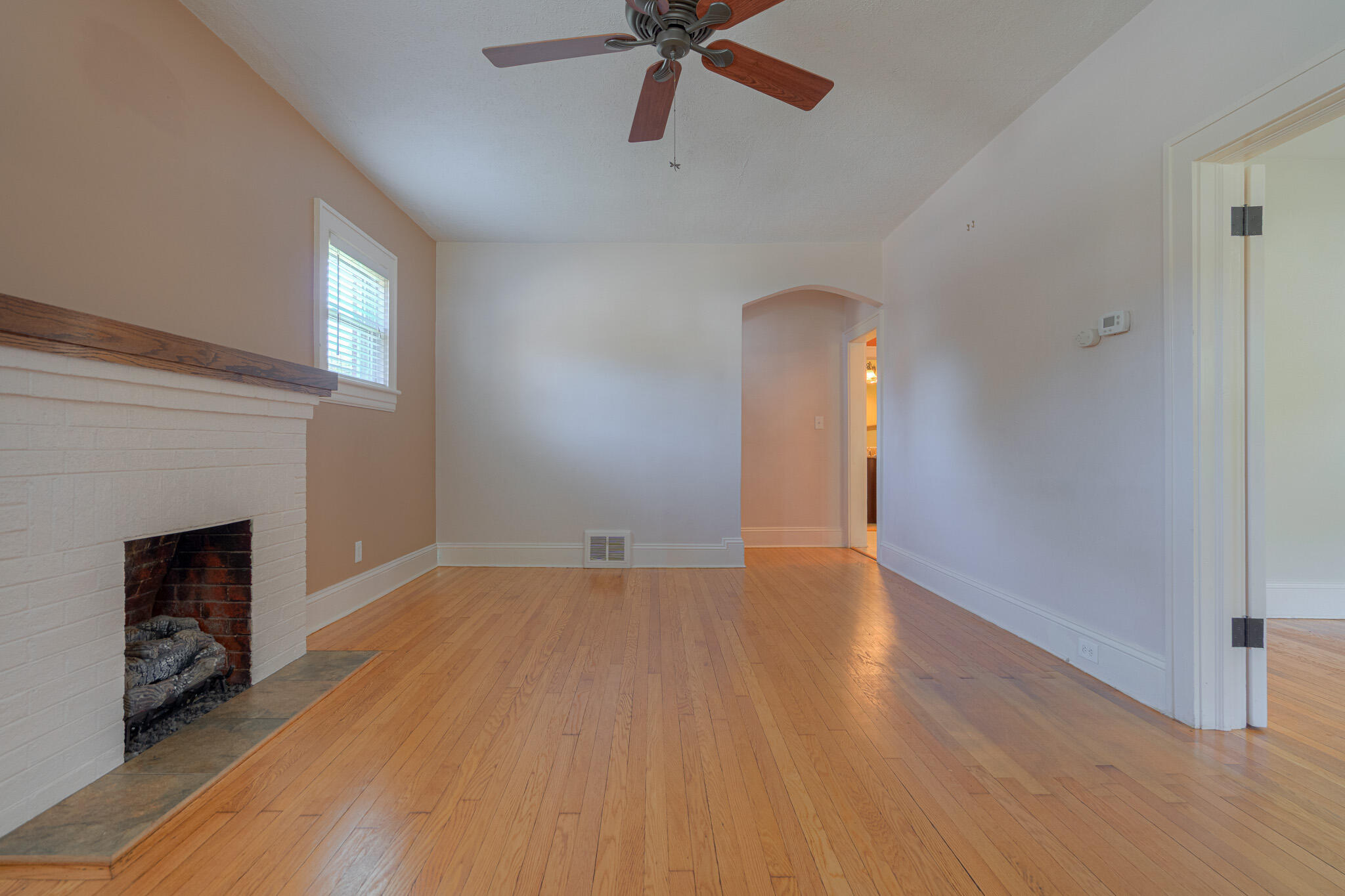 2502 Alberta Avenue Southwest Roanoke, VA 24015 - Photo 17 of 53 2502_Alberta_Web-17