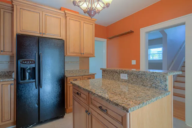 $1,995 | 2502 Alberta Avenue Southwest, Roanoke, VA 24015