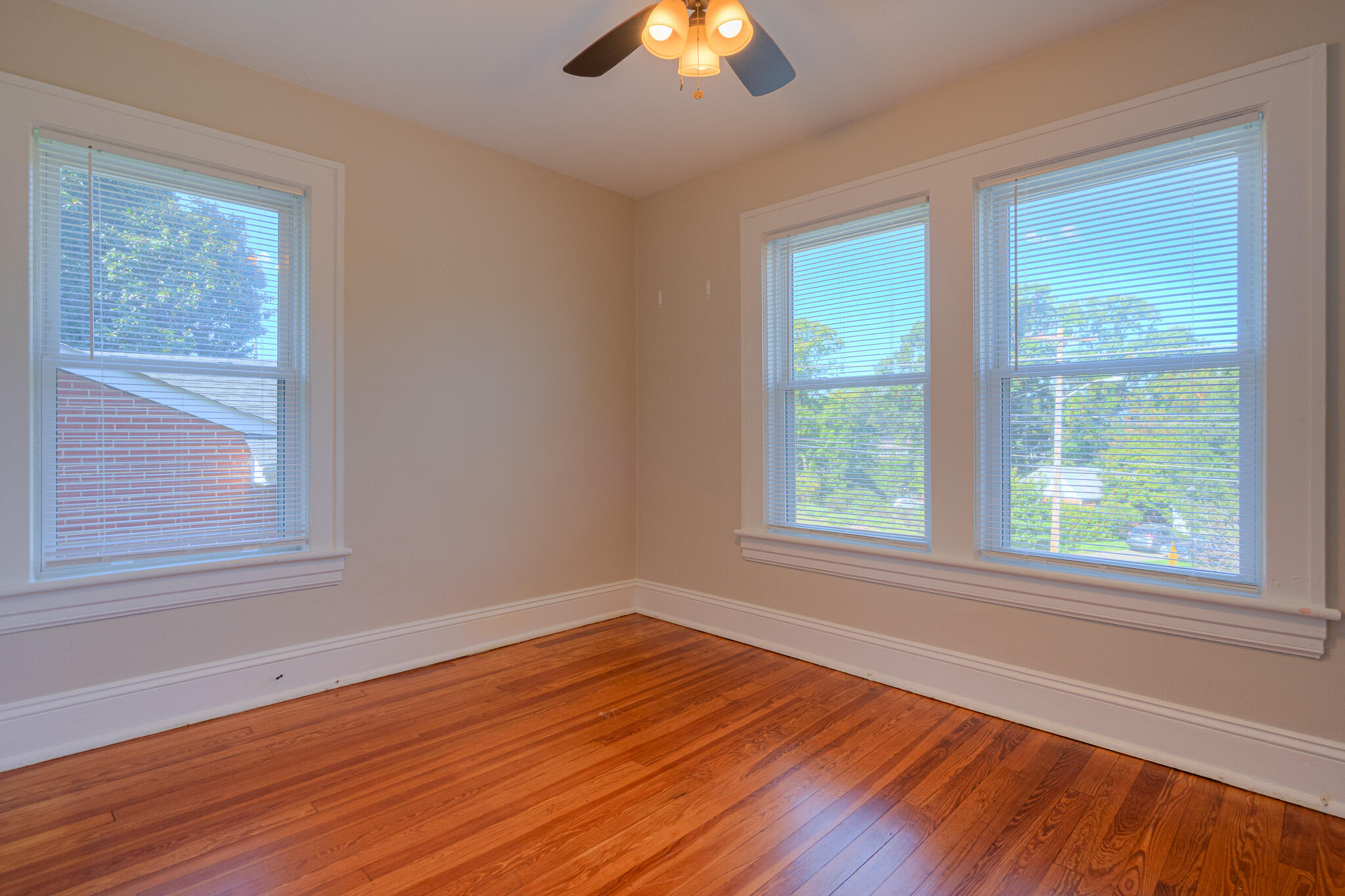 2502 Alberta Avenue Southwest Roanoke, VA 24015 - Photo 34 of 53 2502_Alberta_Web-34