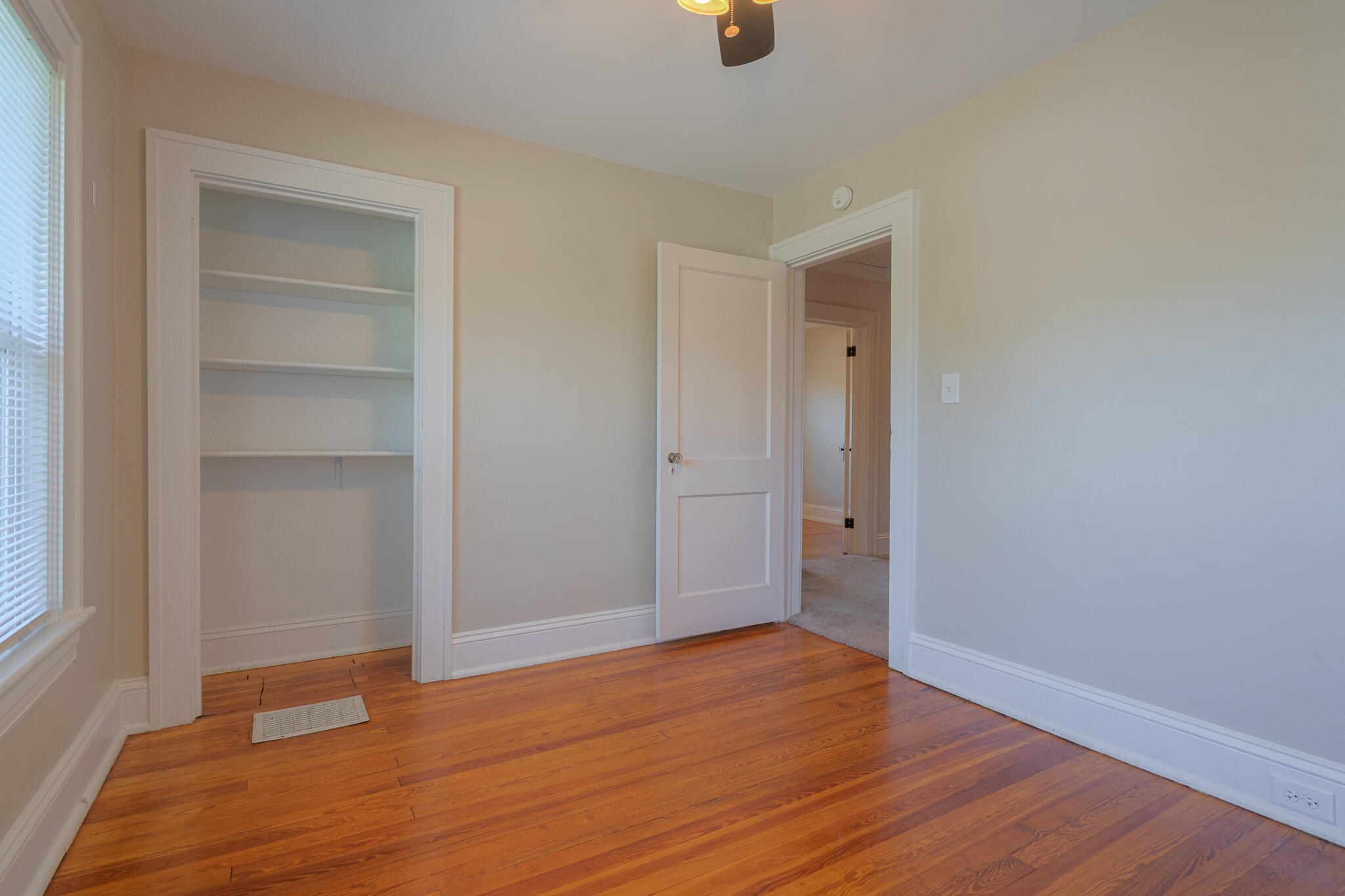 2502 Alberta Avenue Southwest Roanoke, VA 24015 - Photo 36 of 53 2502_Alberta_Web-36