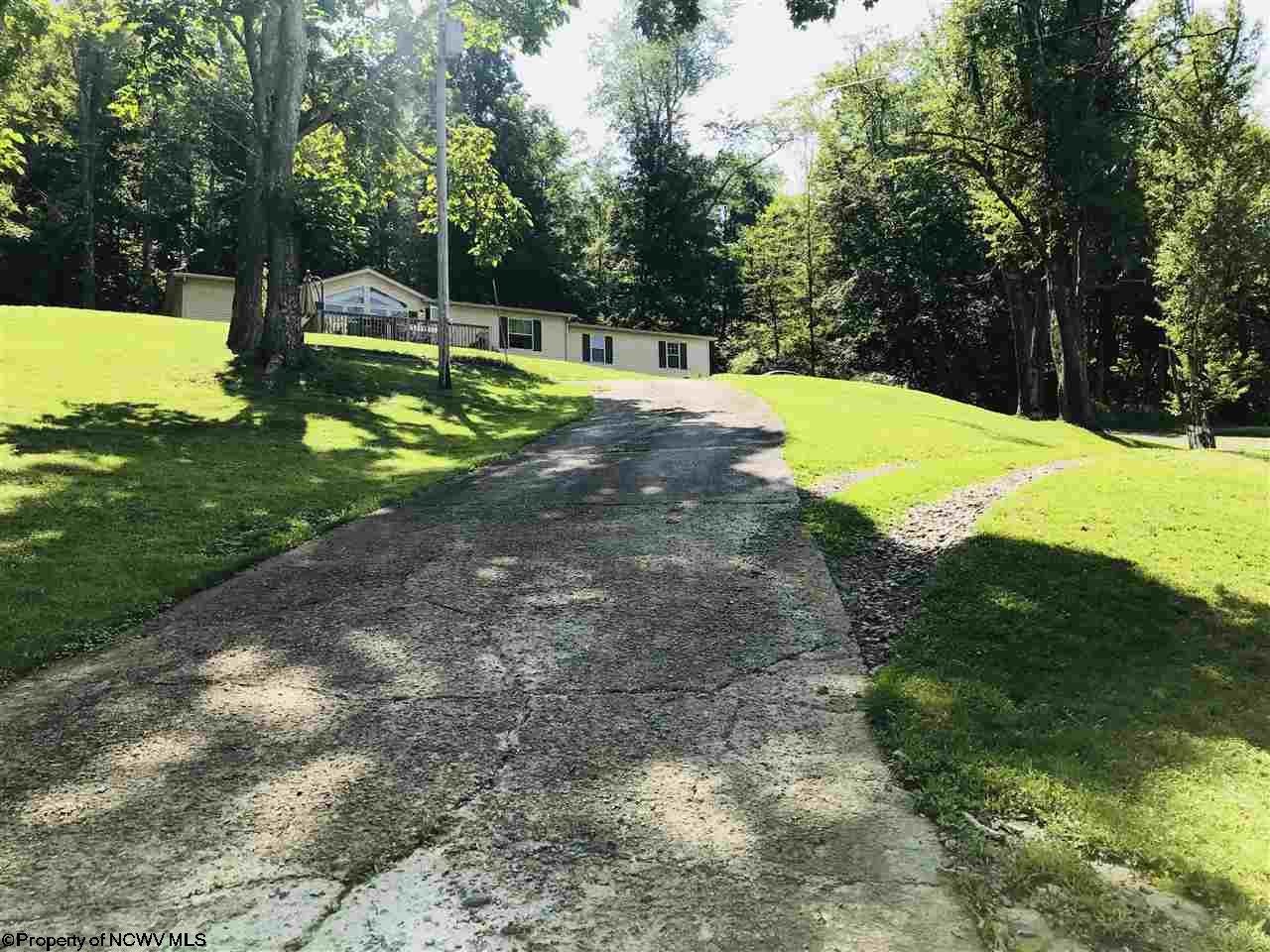 1406 Horners Run Road Shinnston, WV 26431 - Photo 3 of 20 Gallery Image 3