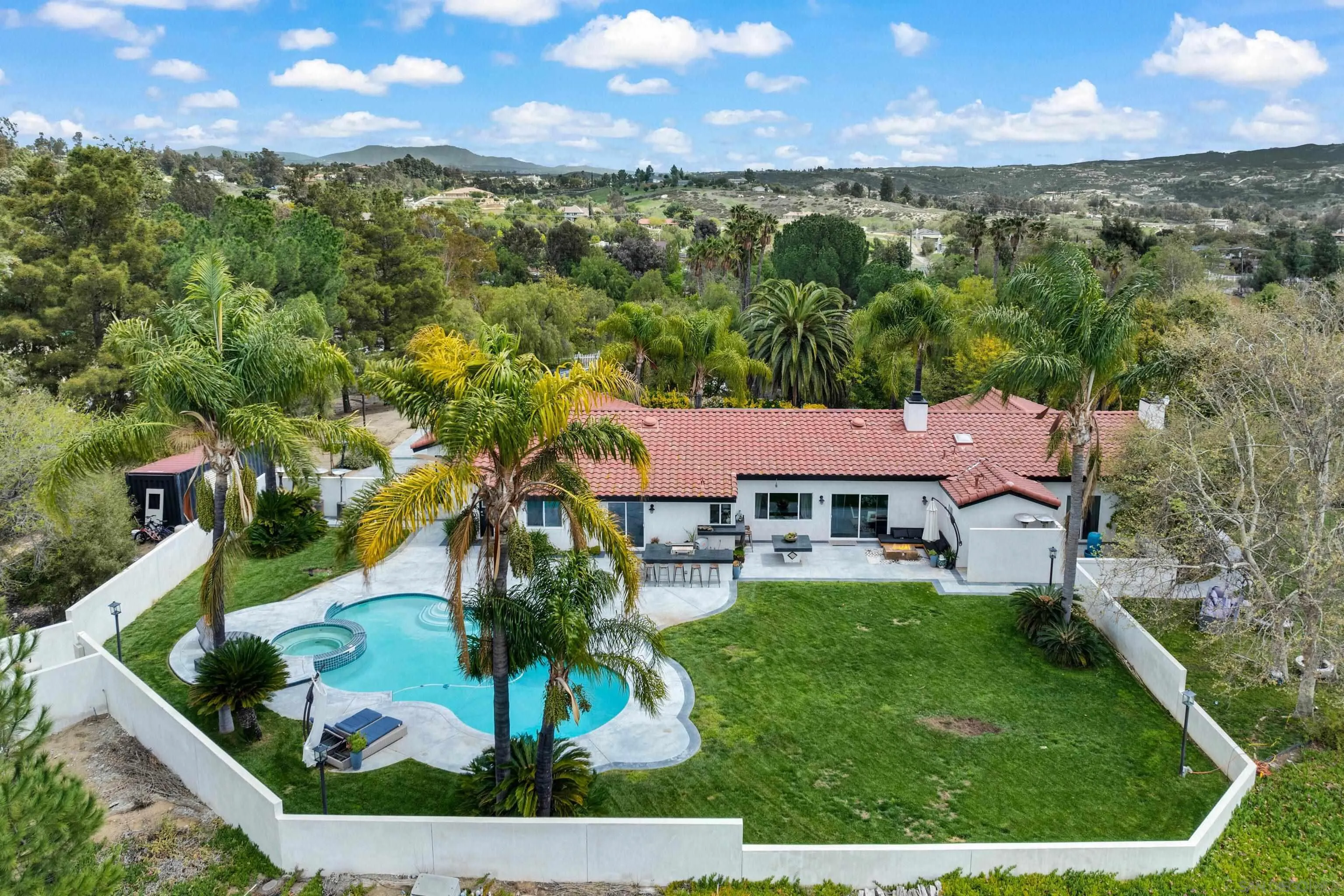 37389 Ave Chapala Temecula, CA 92592 - Photo 45 of 68 an aerial view of residential houses with outdoor space and trees