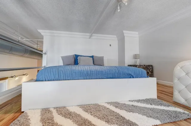 $5,000 | 185 Northeast 4th Avenue, Unit 210, Delray Beach, FL 33483